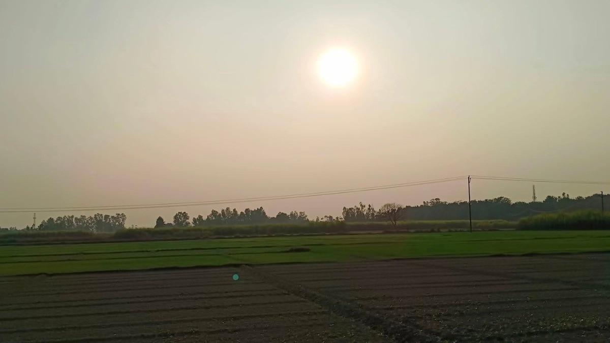 तेज हवाओं के असर से तापमान में कमी के आसार