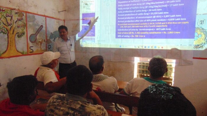 कैदियों को मिल रहा स्वरोजगार का हुनर