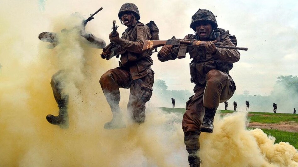 किसानों की रखवाली करते-करते सरहद पार कर गया जवान, अब रिहाई की 'जंग' किसानों की रखवाली करते-करते सरहद पार कर गया जवान, अब रिहाई की 'जंग'