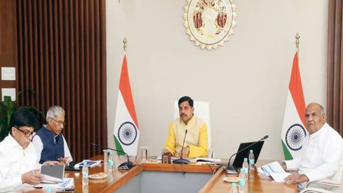 MP CM On Parali Burning