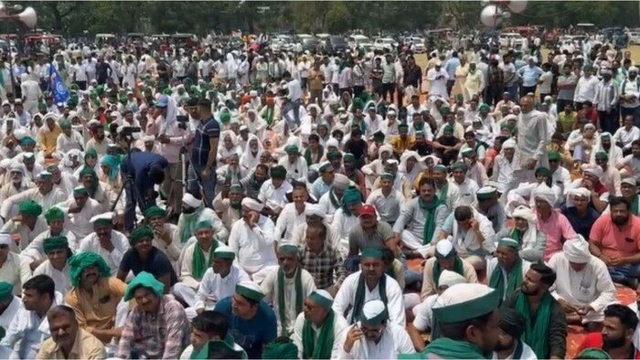 महापंचायत में विवादित बयान