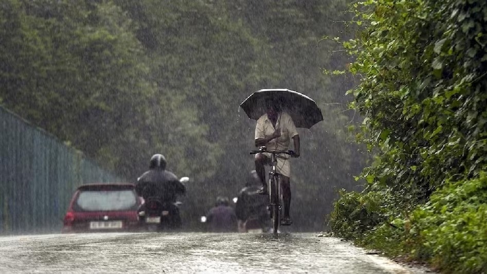 School Closed in Bageshwar Due to Heavy Rain