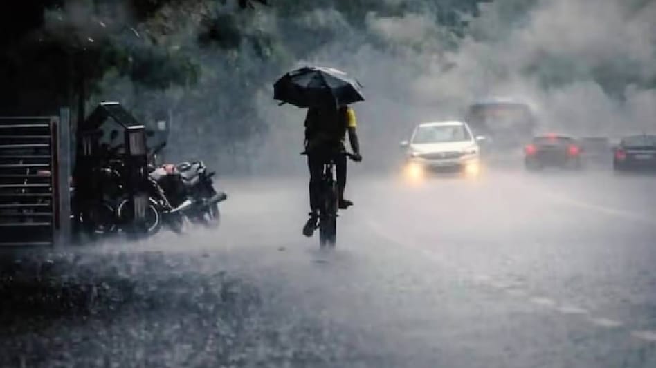 Monsoon: दिल्ली में जल्द मॉनसून देगा दस्तक! आज कई राज्यों में जमकर बरसेंगे बादल - Monsoon soon arrive in Delhi heavy rain alert in many states today -