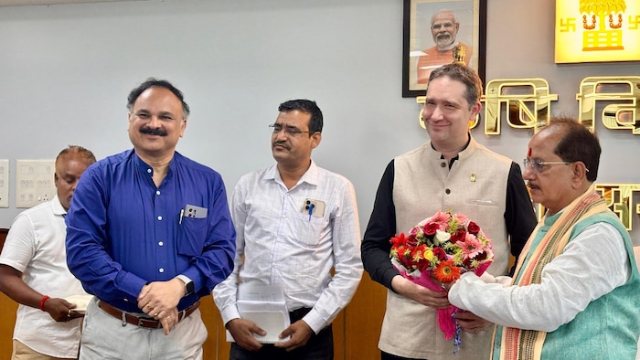 deputy cm Vijay sinha