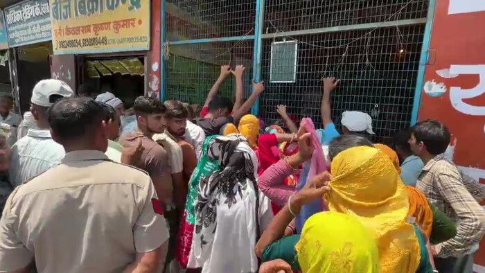 fertilizer distributed under police protection