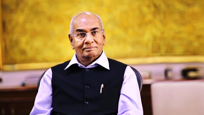 करीब तीन दशक से इफको के एमडी हैं यूएस अवस्थी.