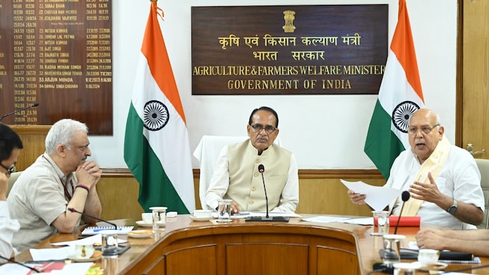 यूपी के कृषि मंत्री सूर्य प्रताप शाही ने केंद्रीय कृषि मंत्री शिवराज सिंह चौहान से की मुलाकात