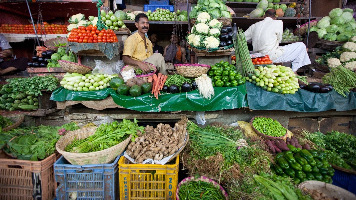 The report addresses the growing challenges of unhealthy diets, malnutrition, and environmental issues. (Photo: Getty Images)