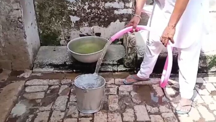 खराब पानी से मर रहे लोग