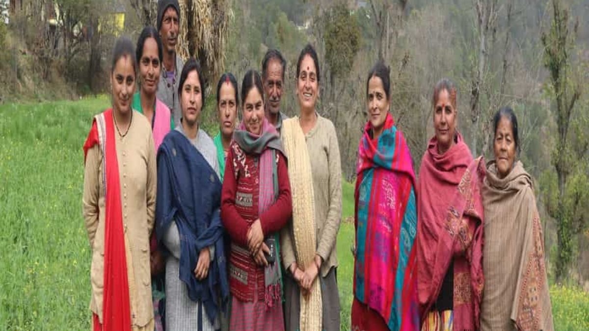 प्राकृतिक खेती की मिसाल बनीं लीना, 20 महिलाओं को बनाया आत्मनिर्भर