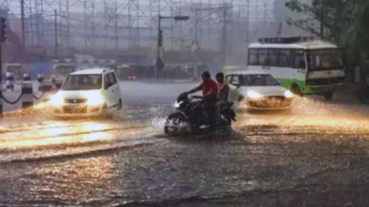 भारी बारिश का रेड अलर्ट