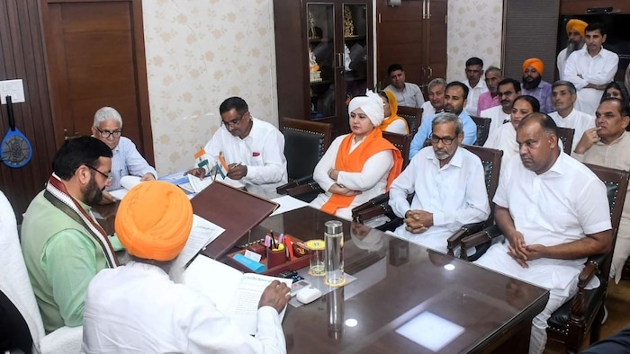 सीएम से मिले किसान नेता चढूनी