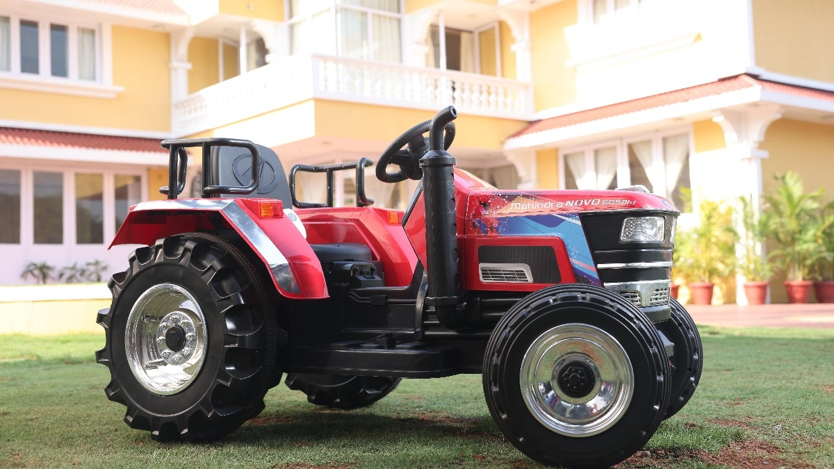 Mahindra Tractor Toy
