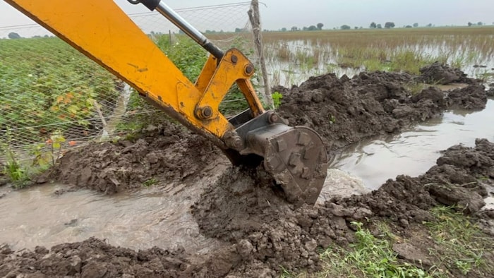 akola waterlogging action