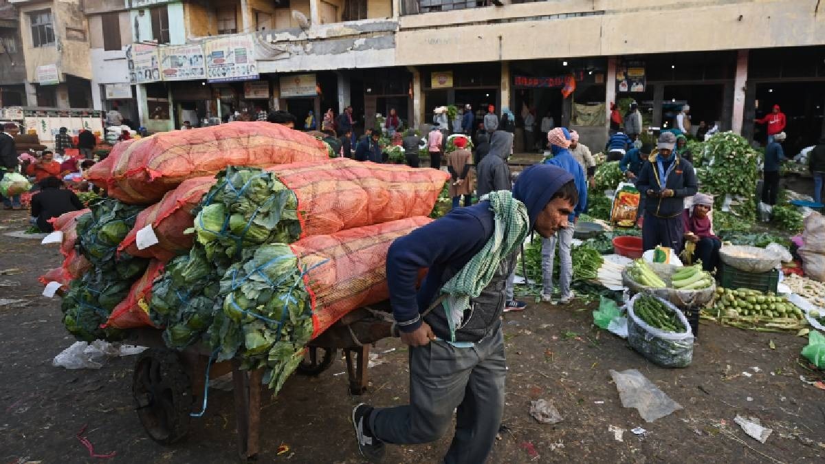बिहार सरकार 534 ब्लॉकों में बनाएगी आधुनिक सब्जी केंद्र, किसानों की आय बढ़ाने पर जोर