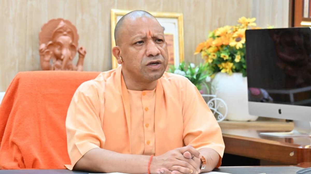 दूध, खोआ, पनीर और मिठाई में मिलावट पर होगी कड़ी कार्रवाई, दिवाली पर CM योगी ने दिए सख्त निर्देश