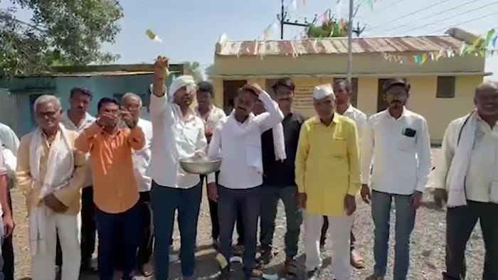 Hingoli farmer protest