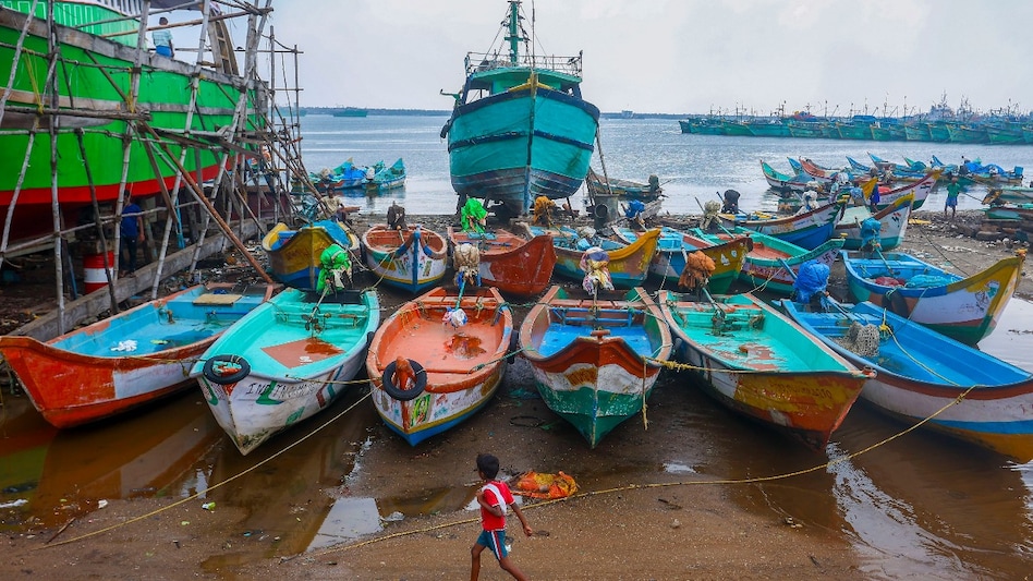 Plan for Fishermen: इस योजना से गन्ना-दूध की तरह मछुआरों के घर-घर पहुंचेगा मछली का मुनाफा-अमित शाह   Plan for Fishermen: इस योजना से गन्ना-दूध की तरह मछुआरों के घर-घर पहुंचेगा मछली का मुनाफा-अमित शाह