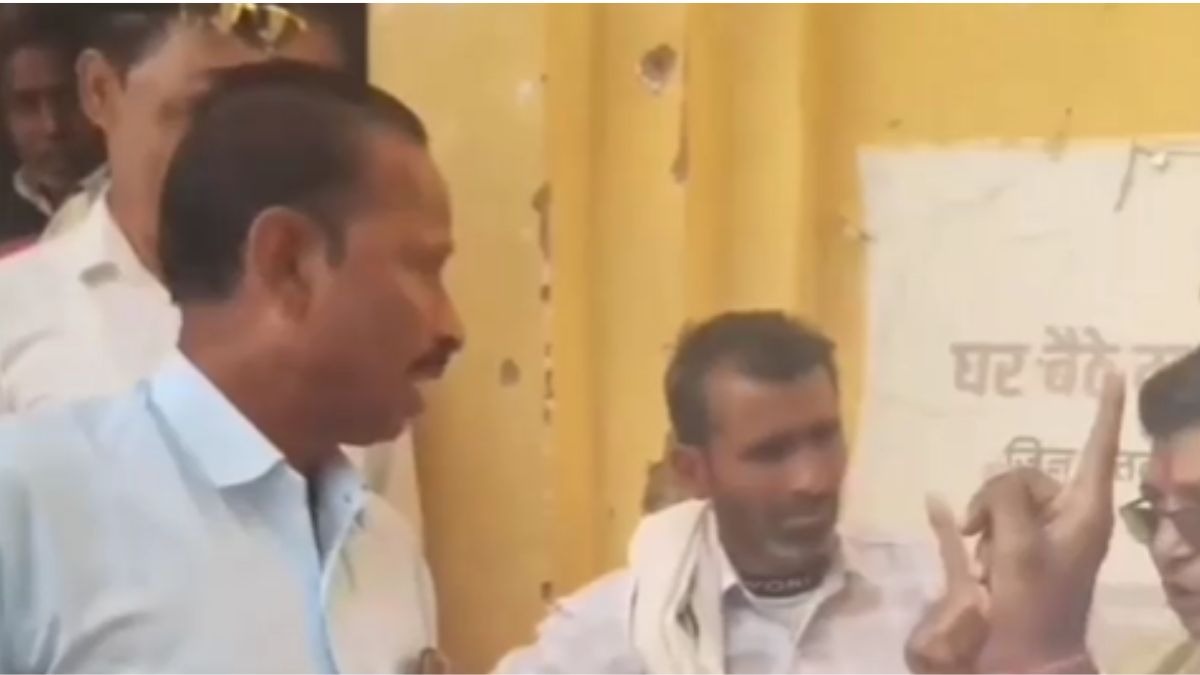 तहसीलदार और किसानों के बीच जमकर हुई बहस