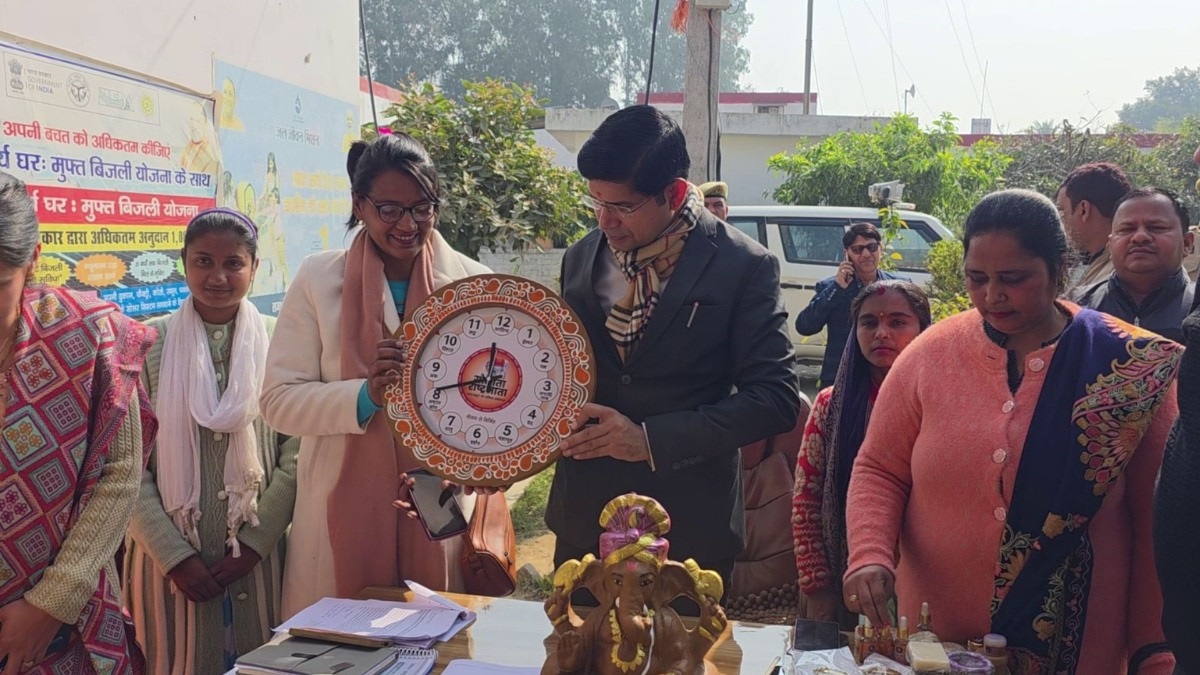 Sambhal Lakhpati Didi Anupama