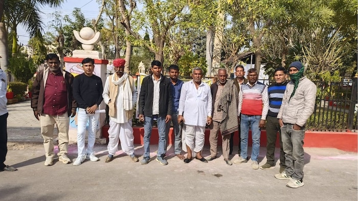 पटवारी की मनमानी