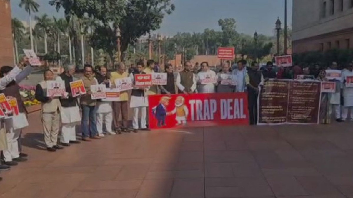 Parliament protest makar dwar