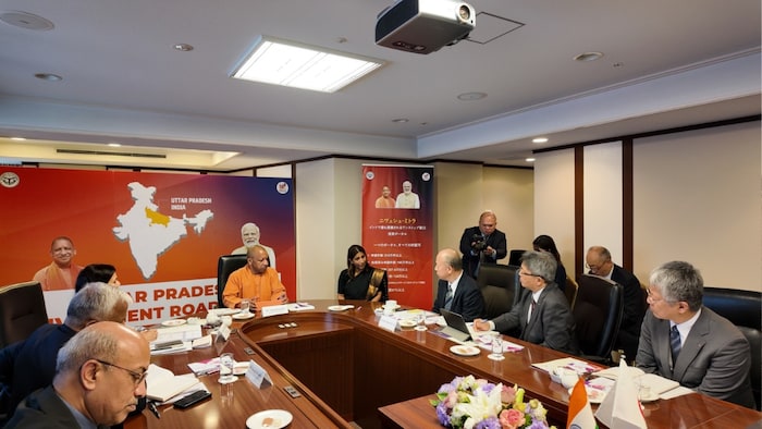 जापान में उत्तर प्रदेश के मुख्यमंत्री योगी आदित्यनाथ