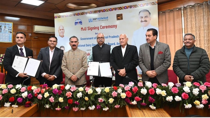 मुख्यमंत्री सुखविंदर सिंह सुक्खू