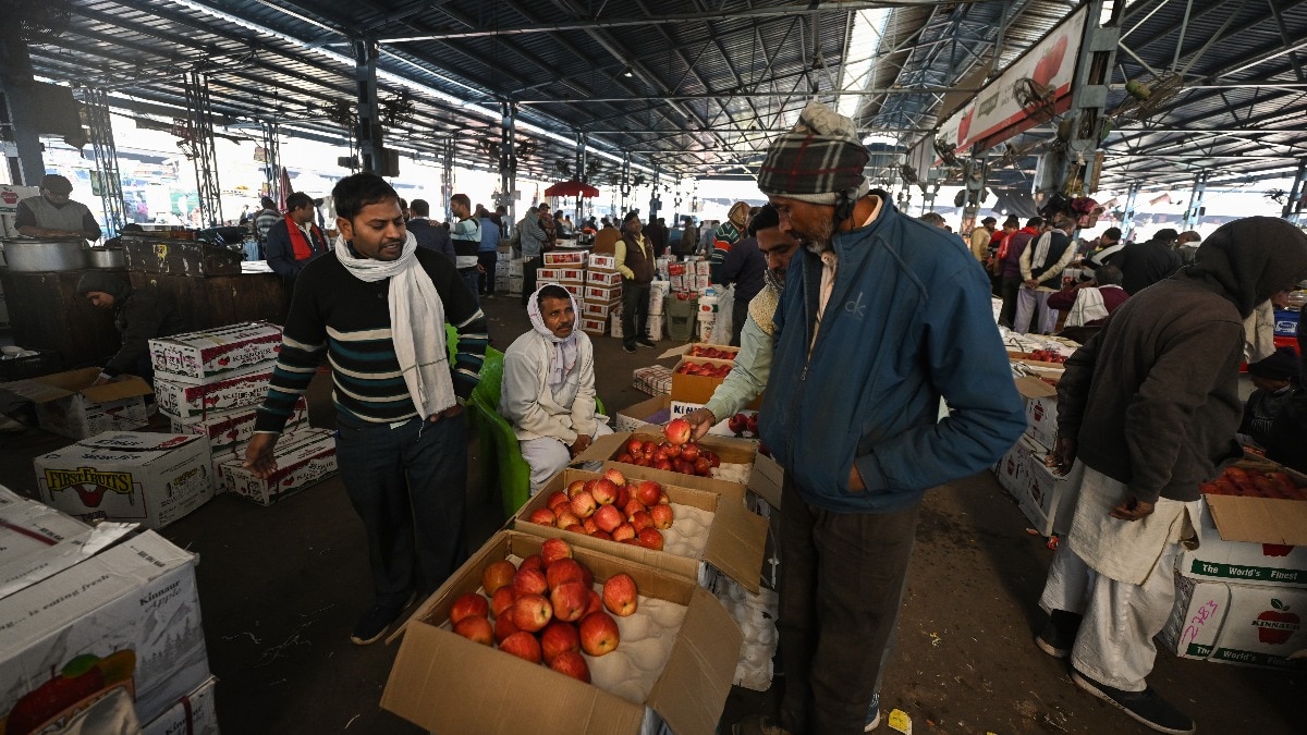 कश्मीर से दिल्ली तक तेज कार्गो ट्रेन, इन किसानों और व्यापारियों को मिलेगी बड़ी राहत