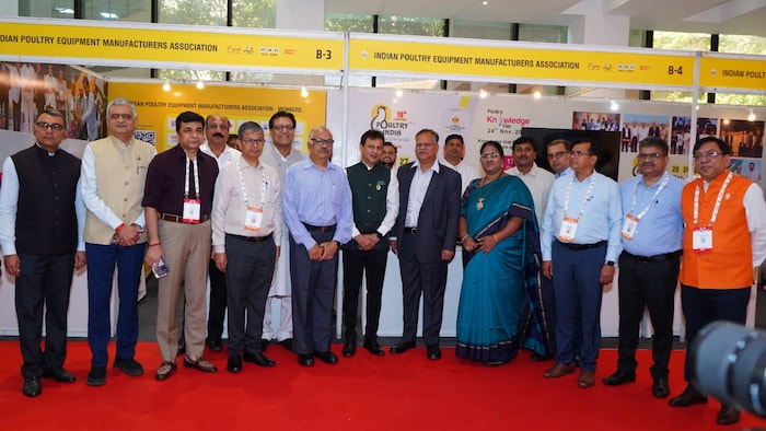 up will become poultry hub investment of 2267.42 crore rupees from 36 investor in poultry conclave lucknow