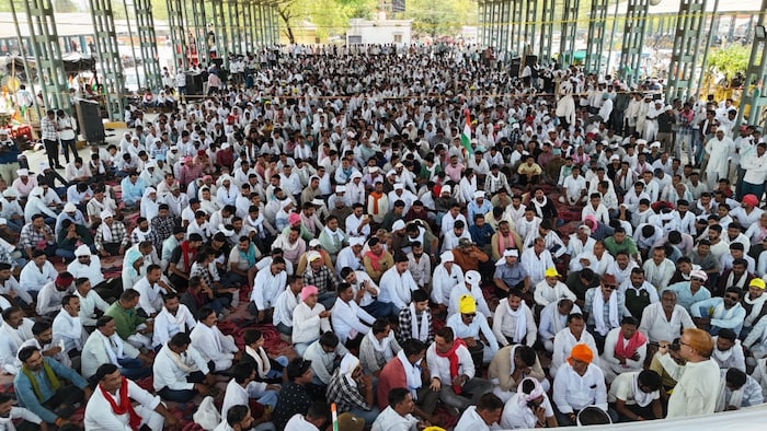 Harda farmers protest