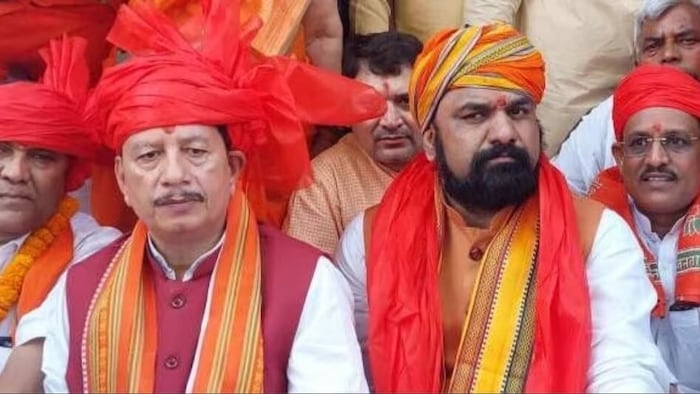vijay sinha and Samrat chaudhary