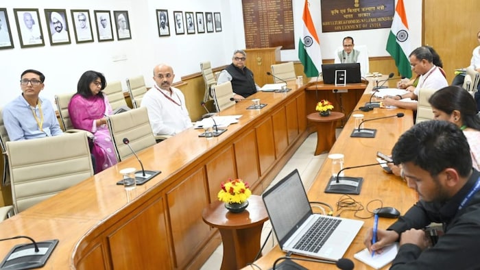 Shivraj Meeting on Crop Procurement