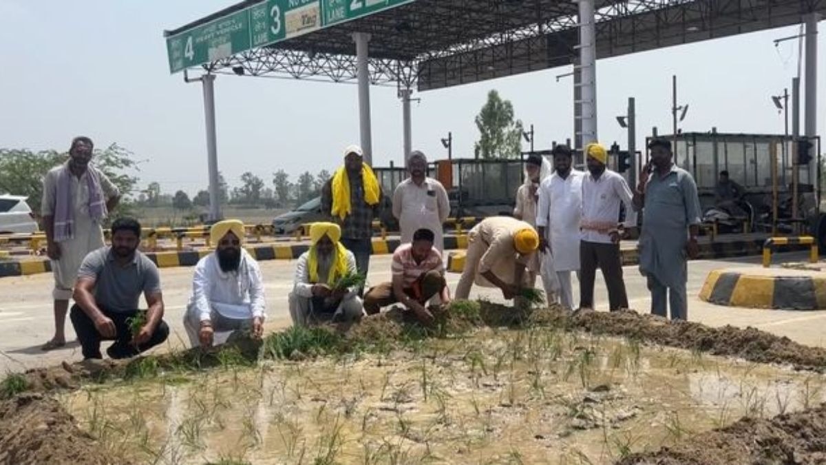 किसान का अनोखा विरोध
