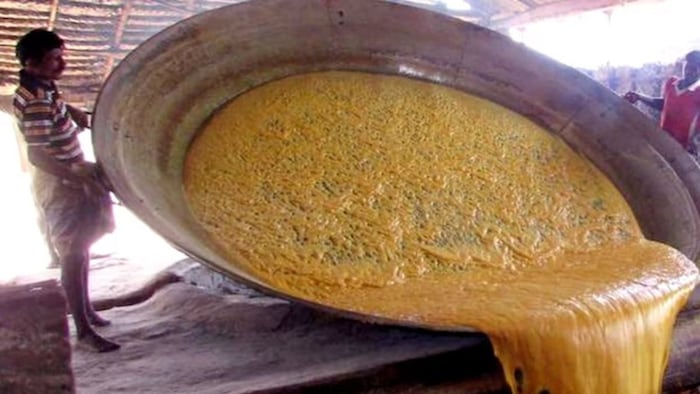 गुड़ फैक्ट्री