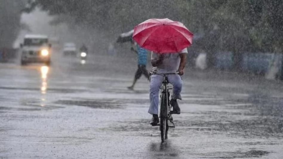 मध्य प्रदेश में मॉनसून पूरी तरह सक्रिय, कई जिलों में मूसलाधार बारिश का रेड अलर्ट जारी मध्य प्रदेश में मॉनसून पूरी तरह सक्रिय, कई जिलों में मूसलाधार बारिश का रेड अलर्ट जारी