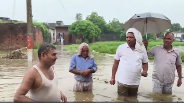 बारिश से किसानों की बढ़ी चिंता