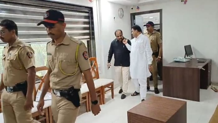 Ex MLA Protest Over Fake Seed