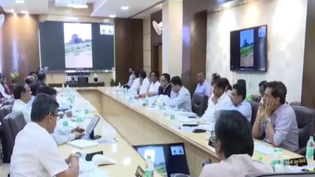 CM Soren Review Meeting Garhwa Agri Village