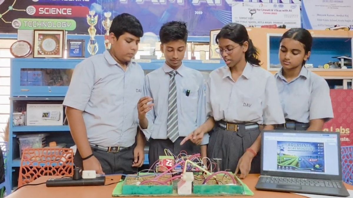 AI तकनीक से लैस स्मार्ट डिवाइस बचाएगा फसल