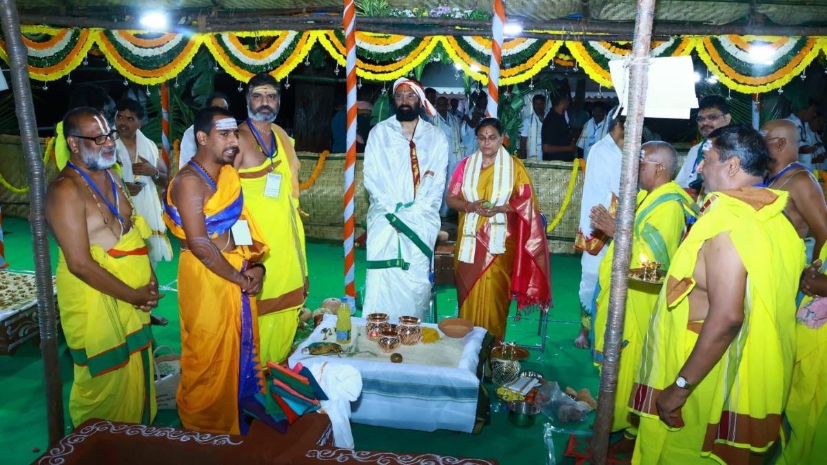 सिंचाई मंत्री एन. उत्तम कुमार रेड्डी