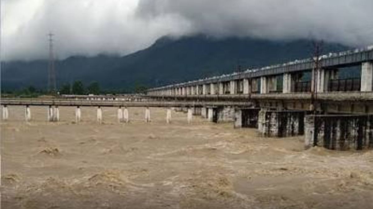 नेपाल में बाढ़: बिहार में स्थिति सामान्य, सरकार ने कहा घबराने की जरूरत नहीं