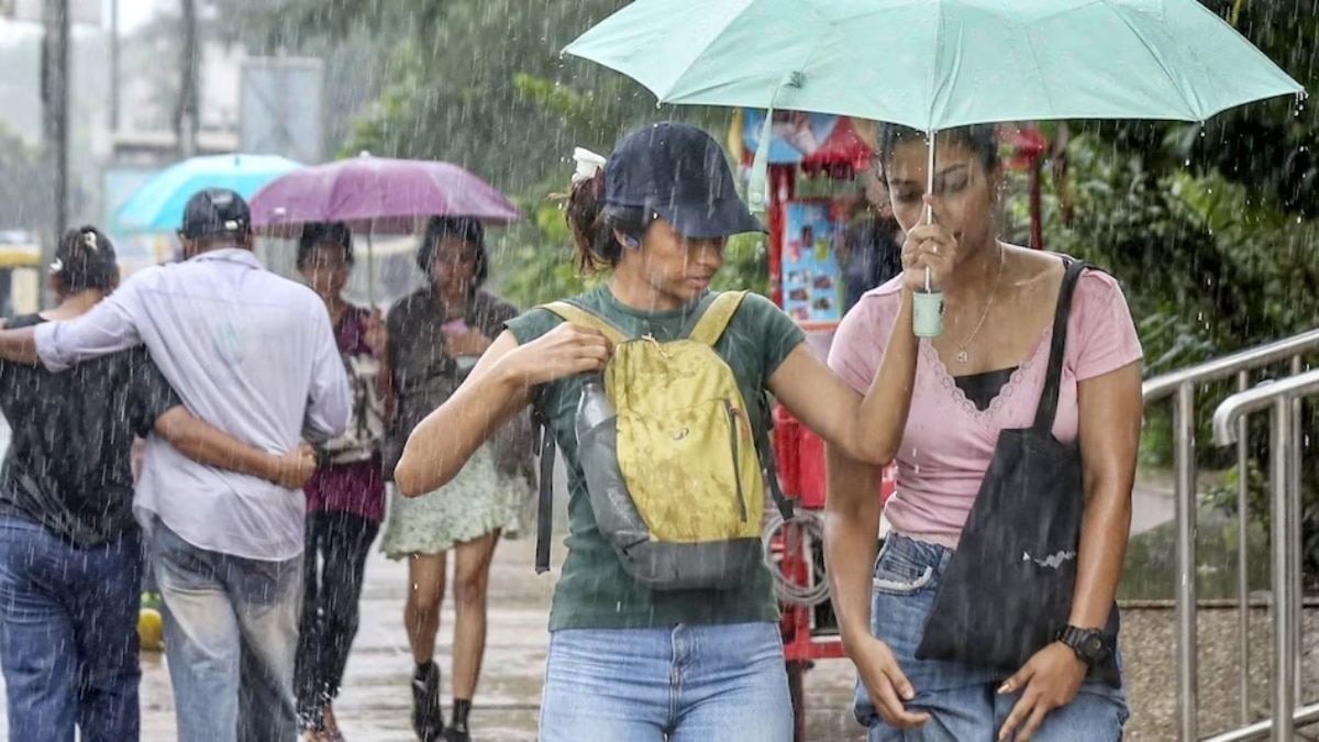up weather alert यूपी में बारिश को लेकर अलर्ट जारी.