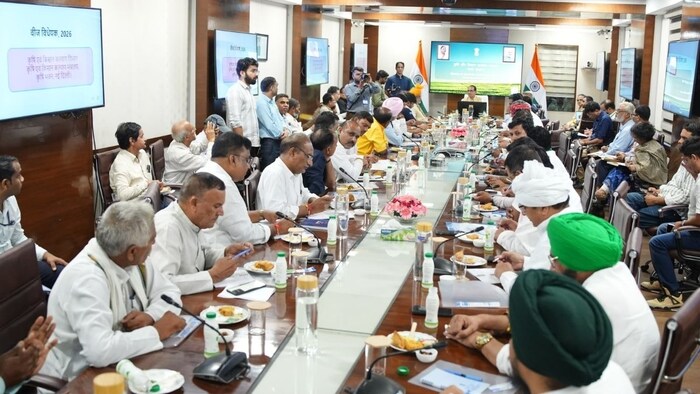 Shivraj Meets Farm Leaders for Seed Bill 2026