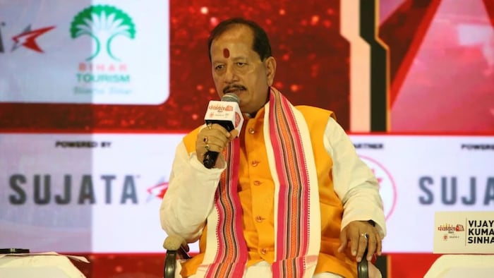 कृषि मंत्री विजय कुमार सिन्हा