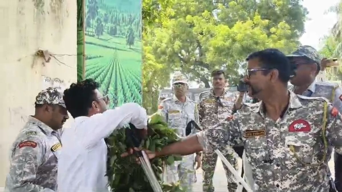 सूखे को लेकर किसानों का विरोध