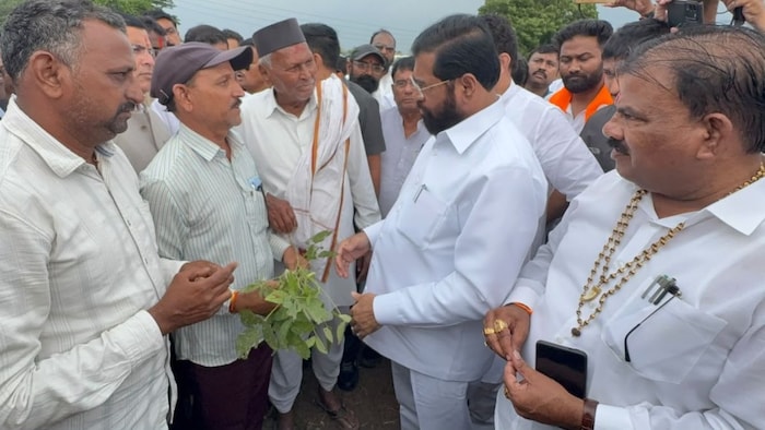 Eknath Shinde meets vidarbh farmers