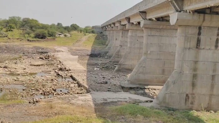 नांदेड़ के गांवों में पानी के लिए हाहाकार