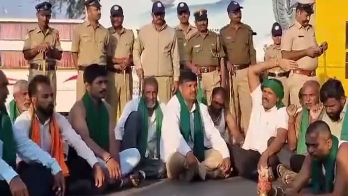 गन्ना किसानों का बड़ा प्रदर्शन