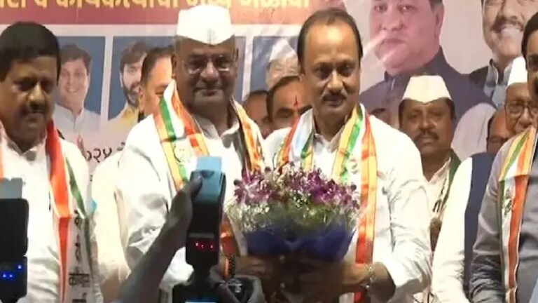 Lok Sabha Elections 2024 Live : अजित पवारांकडून शिवाजी आढळराव पाटलांची उमेदवारी जाहीर अजित पवारांनी जाहीर केली शिवाजी आढळराव पाटलांना उमेदवारी